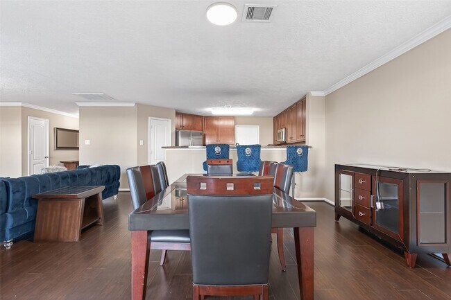 Building Photo - 18110 Rexine Ln