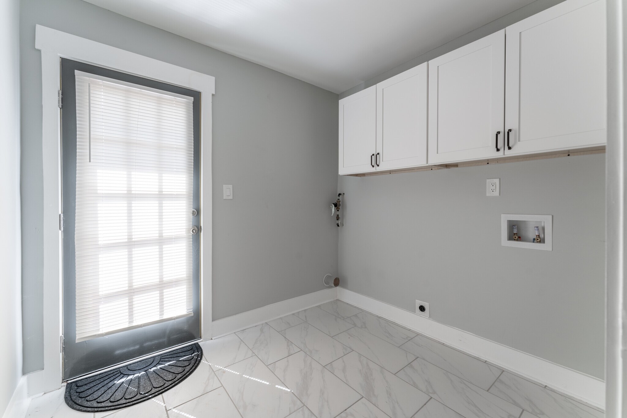 Building Photo - 176 Stanhope Cir NW