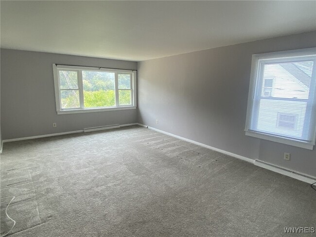 Building Photo - 5846 Sheridan Dr