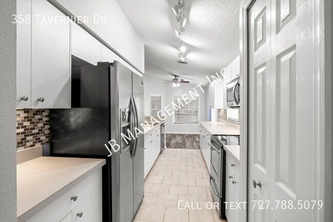 Building Photo - 358 Tavernier Dr
