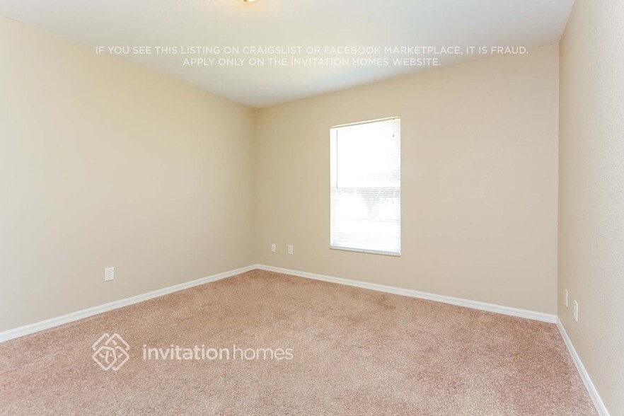 Building Photo - 391 Vitorio St