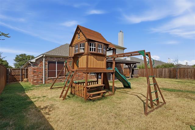 Building Photo - 404 Tarpan Trail