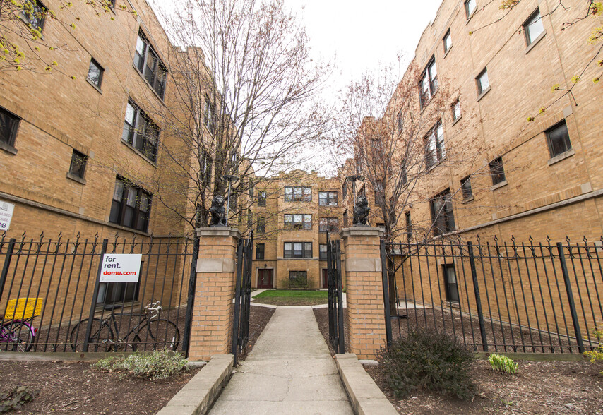 Building Photo - 2618 N Rockwell St