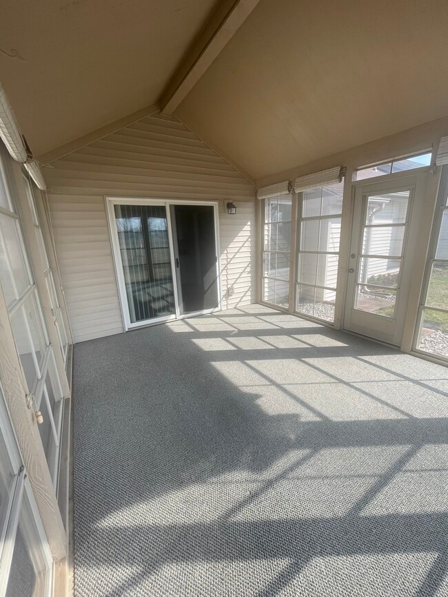Building Photo - 5335 Blossom Ridge