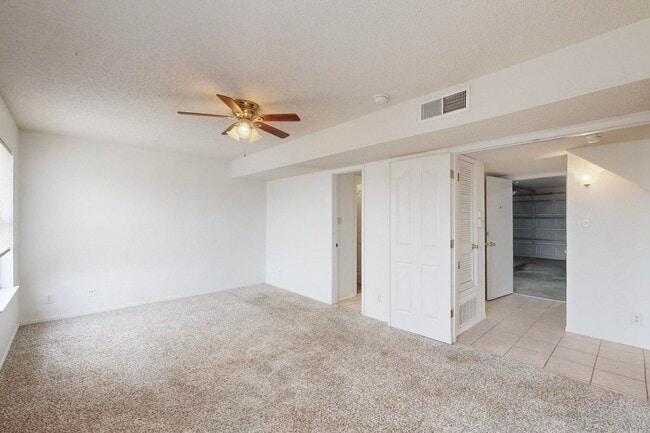 Building Photo - Beautiful 4 bedroom, 2 bath home in Northeast El Paso!