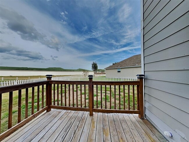 Building Photo - 5003 Hauna Ln