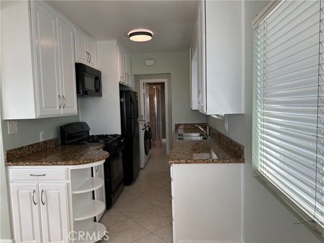 Building Photo - 220 Grandview St