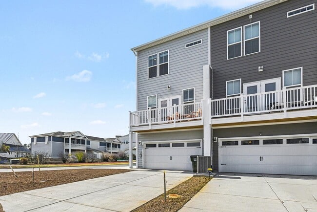 Building Photo - 801 Recess Pt Dr