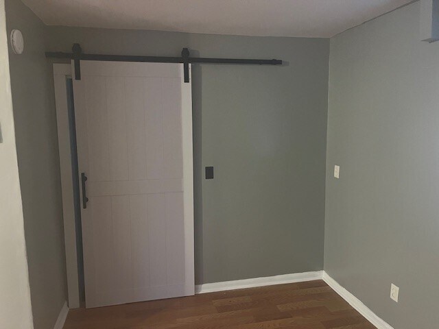 Den 2 - 653 Camp Cir