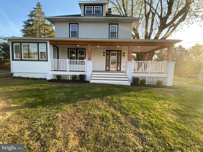 Primary Photo - 10141 Liberty Rd