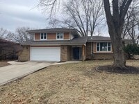 Building Photo - Executive home for rent! Excellent locatio...