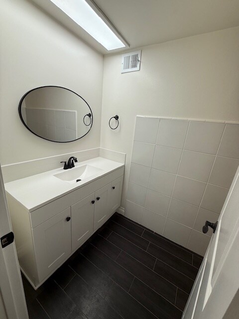 Building Photo - 434 S Canon Dr