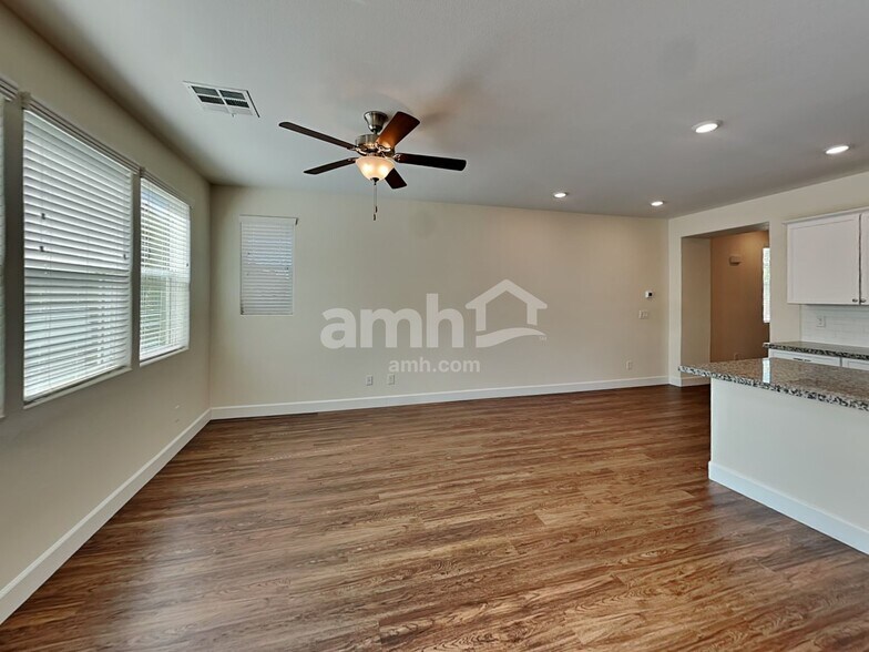 Building Photo - 9259 Baylee Bay Ct