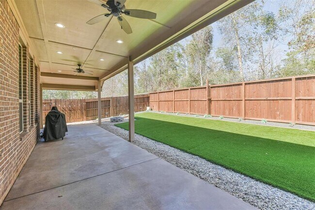 Building Photo - 23741 Juniper Valley Ln
