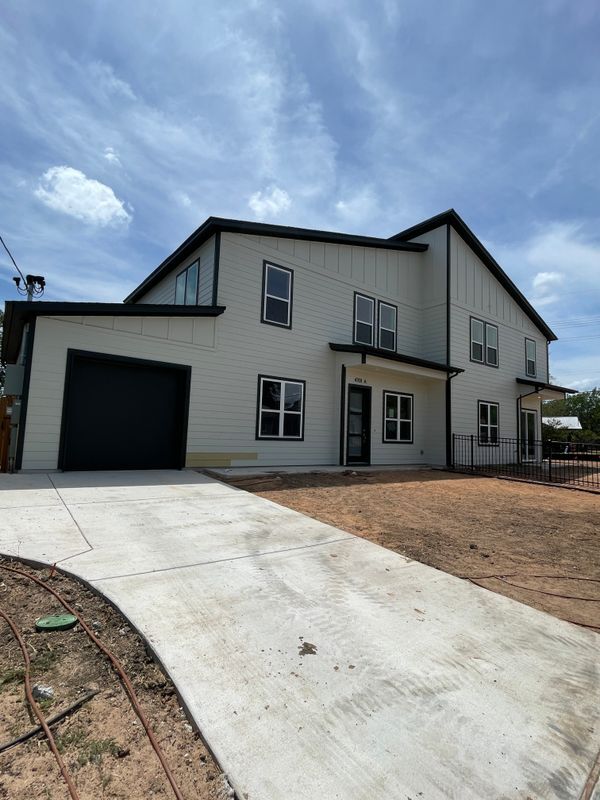 Building Photo - 4701 Wally Ave