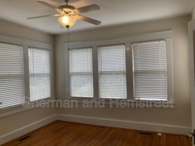 Building Photo - 2809 Lombardy Ct