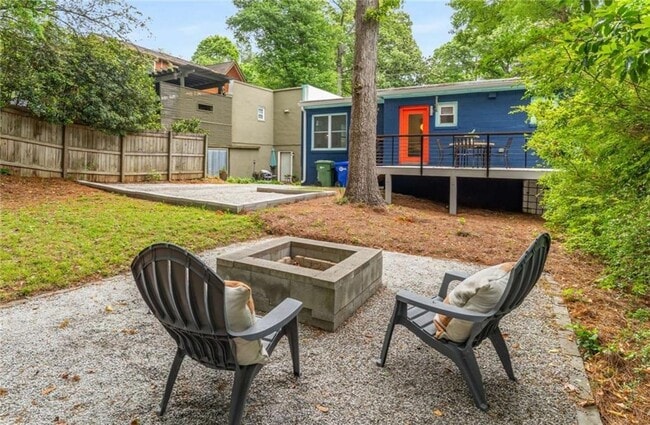 Building Photo - 830 Belgrade Ave NE