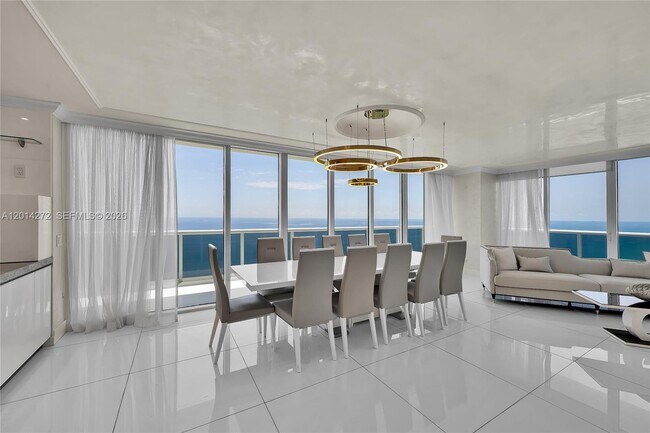 Building Photo - 1830 S Ocean Dr