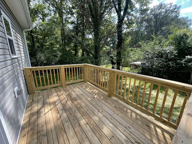 Building Photo - 316 Natcor Dr