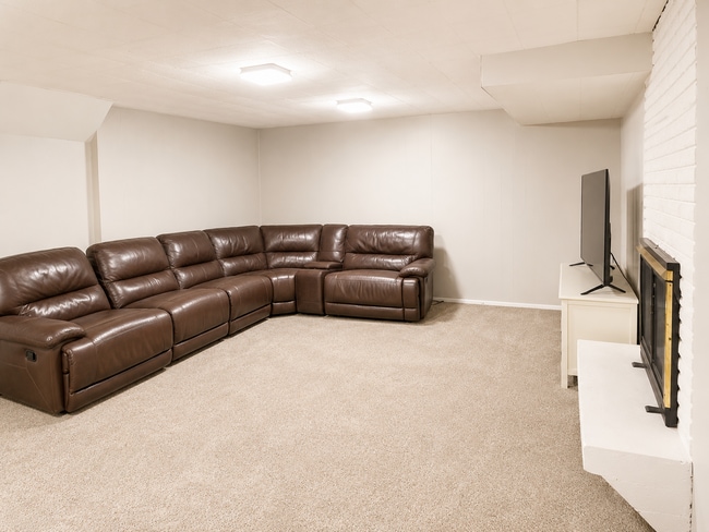 Building Photo - Large Basement Apartment For Rent
