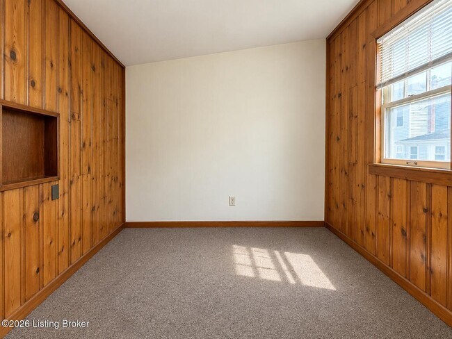Building Photo - 1325 Morton Ave