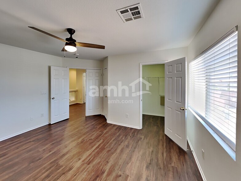 Building Photo - 7534 Tuckaway Harbor St