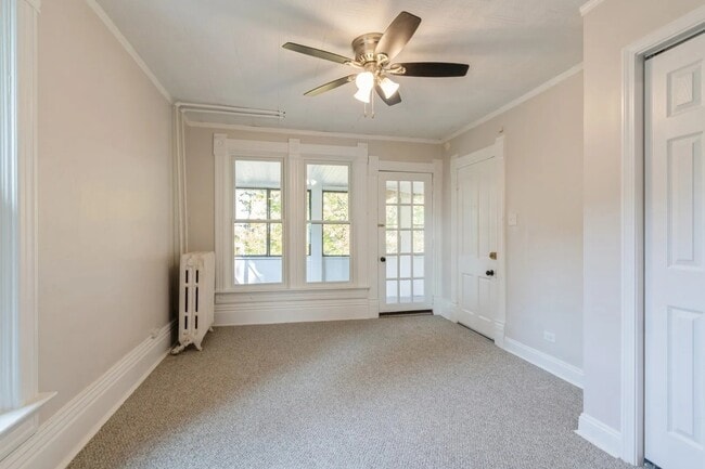 Building Photo - 6867 N Ottawa Ave