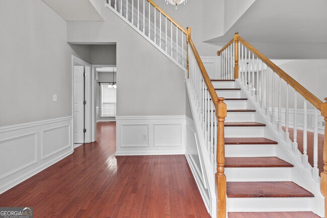 Building Photo - 2315 Hiawassee Dr NW