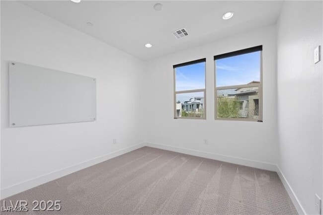 Building Photo - 11325 Gravitation Dr
