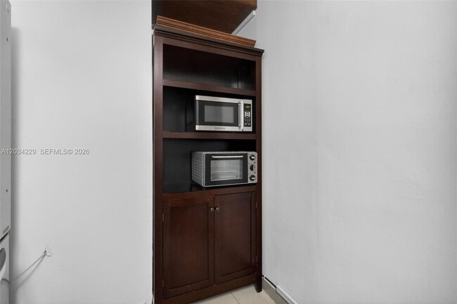 Building Photo - 17001 NW 53rd Ct