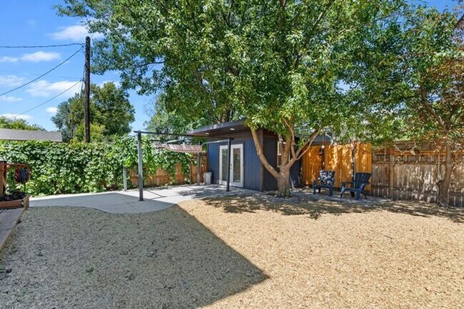 Building Photo - Liberty Wells 4 bed, 3 bath family home