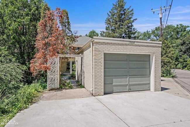 Building Photo - 15838 Windmill Pointe Dr