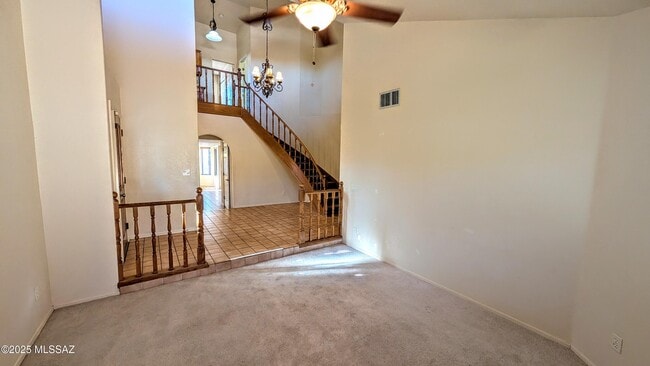 Building Photo - 1061 W Antelope Creek Way