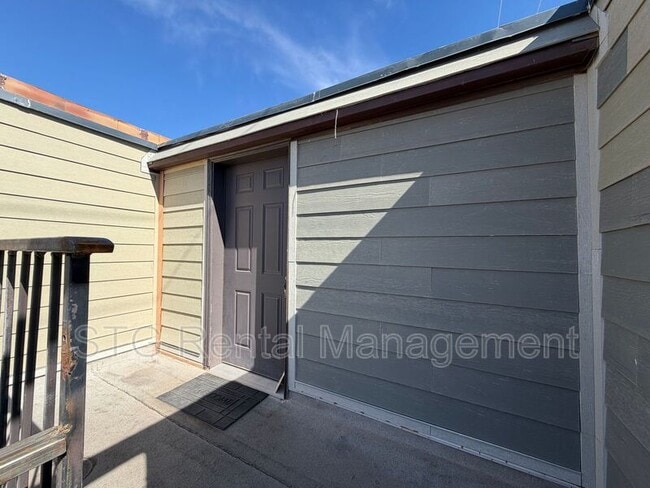 Building Photo - 145 E 500 S