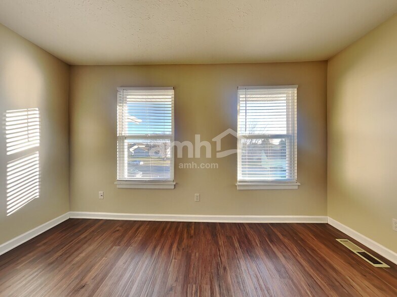 Building Photo - 6543 Vonnie Vale Ct