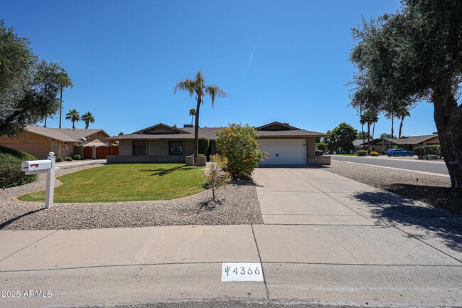 Primary Photo - 4366 E Redfield Rd
