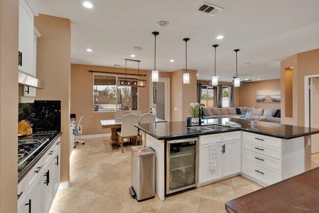 Building Photo - 83394 Matador Ct