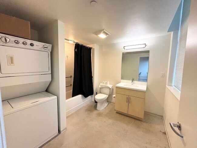 Building Photo - 88 Gerrish Ave