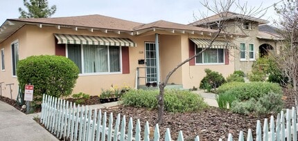 Building Photo - 1120 Peach St