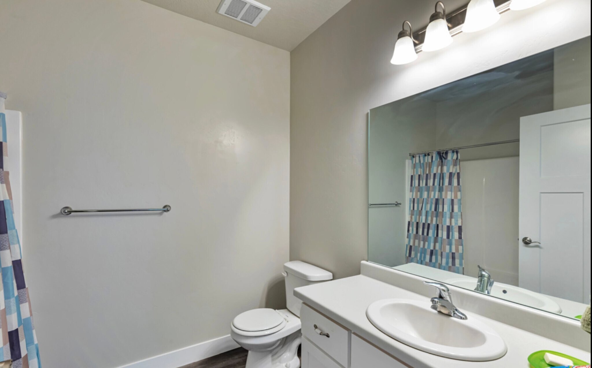Building Photo - 13239 Dominica Ln