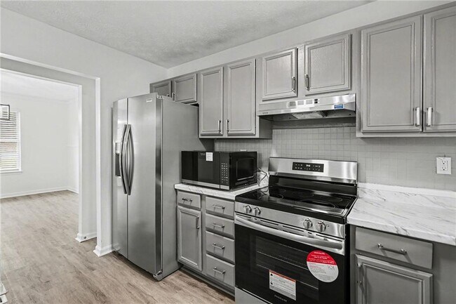 Building Photo - 7797 Mountain Creek Way