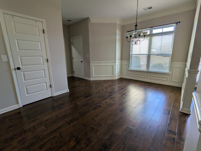 Building Photo - 209 Lovelace Ct