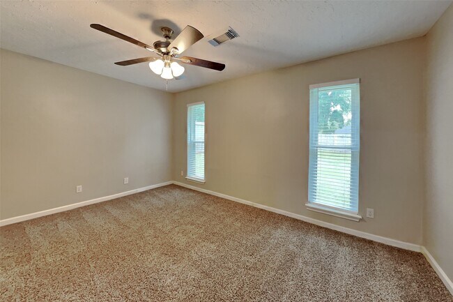 Building Photo - 3302 Long Shadows St