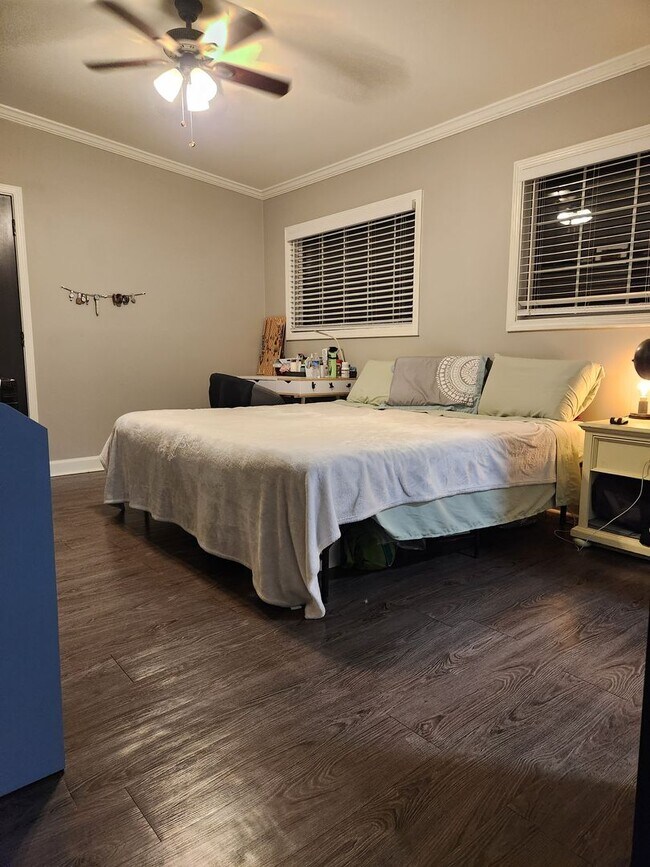 Building Photo - Charming 3BR/2BA Home Near Downtown Athens & Five Points