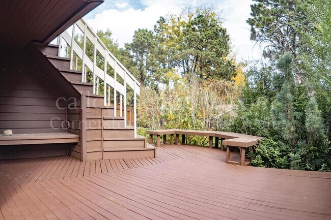 Building Photo - 3427 Clubheights Dr