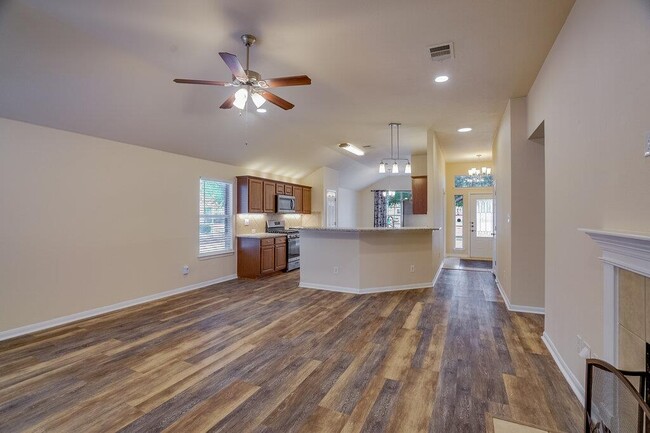 Building Photo - 4332 Hidden Park Dr