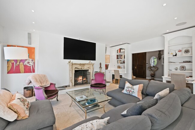 Building Photo - 367 Riversville Rd