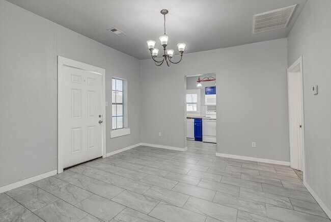 Building Photo - 1708 19th St