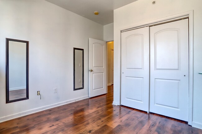 Building Photo - 5209 Polk St