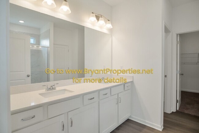 Building Photo - Gallatin - New 4-Bedroom